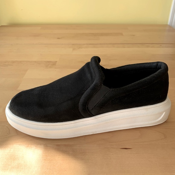 Black Forever 21 Shoes - Picture 4 of 7